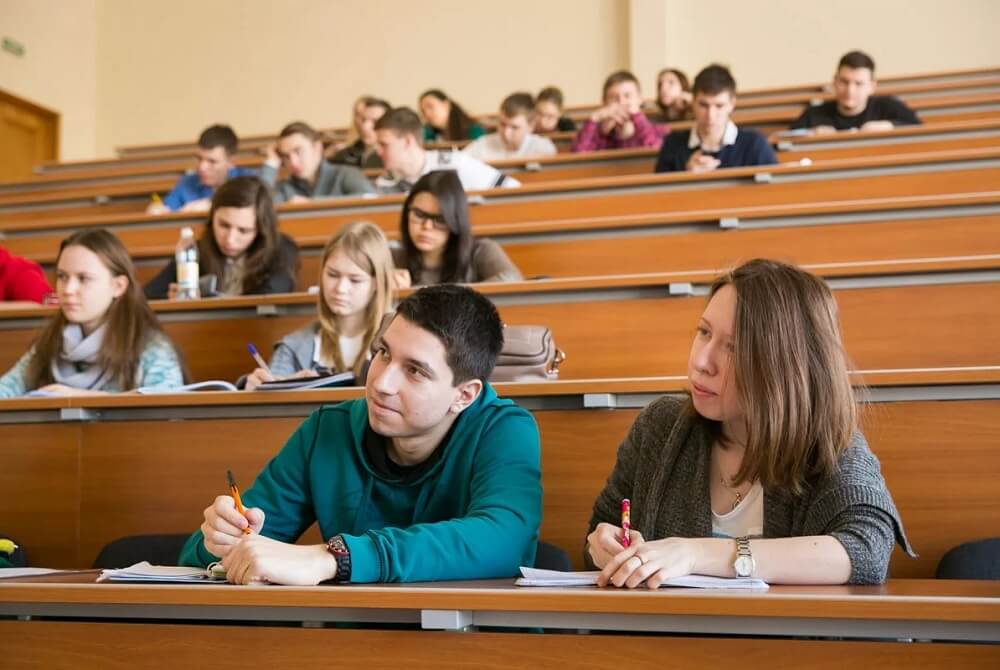 студенты магистратуры