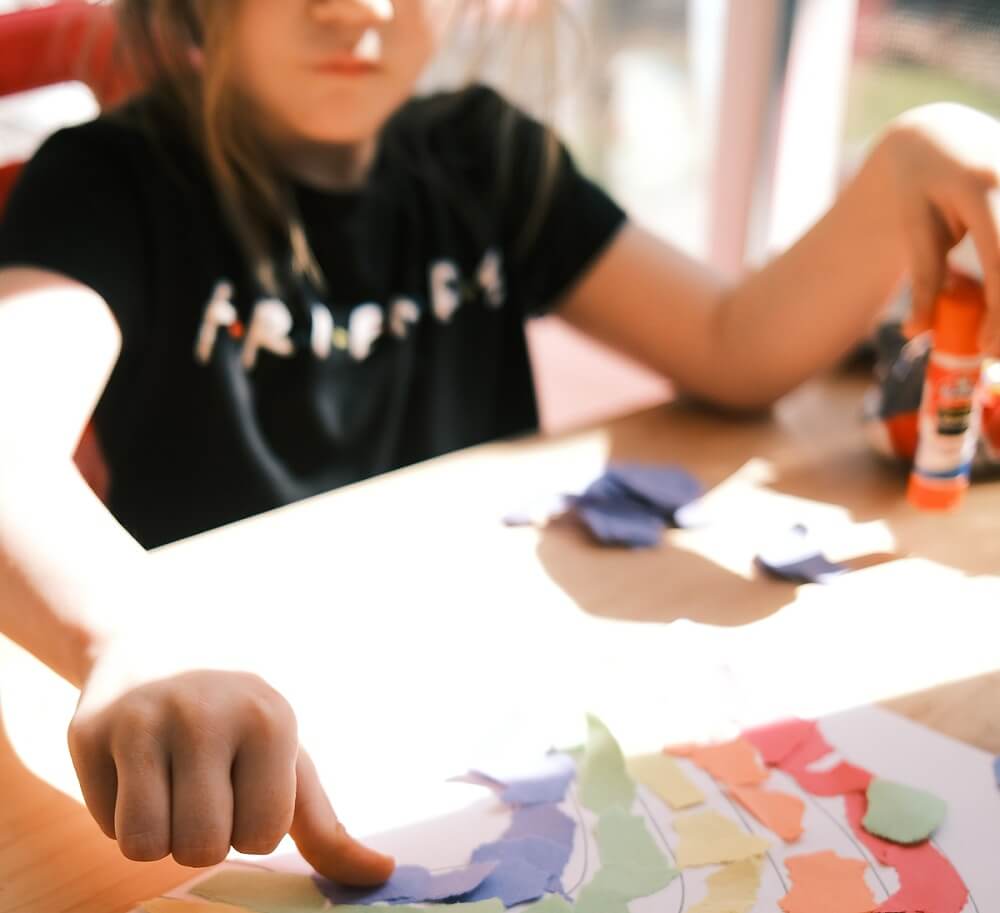 девочка на приеме у психолога