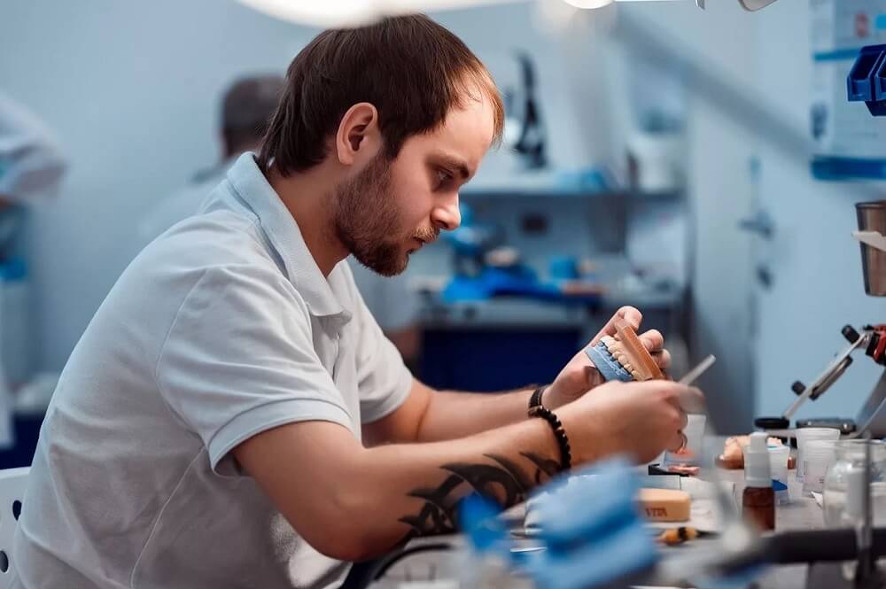 зубной техник после колледжа