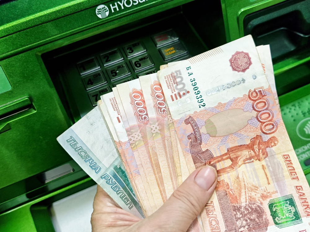 Профессии с высокой зарплатой: рынок труда, география и необходимые софт-скиллы